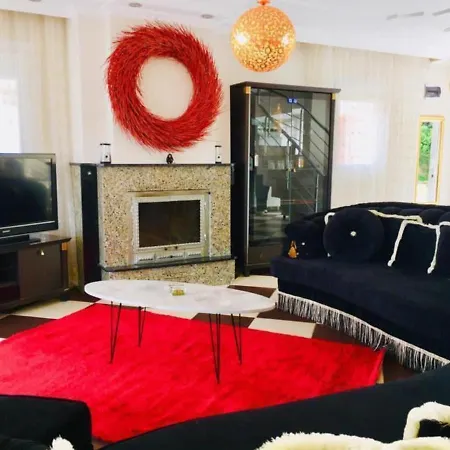 Luxury With Private Pool In Kuşadası